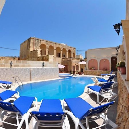 Mikiel U Rosa Holiday Farmhouse With Large Private Pool Zebbug  Εξωτερικό φωτογραφία