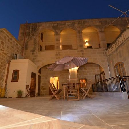 Mikiel U Rosa Holiday Farmhouse With Large Private Pool Zebbug  Εξωτερικό φωτογραφία