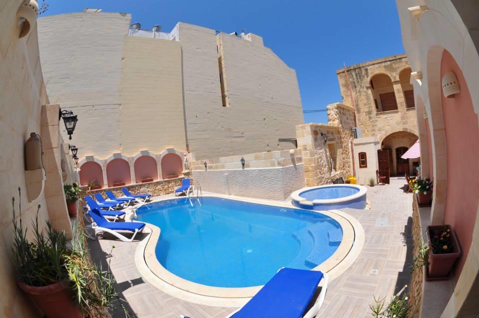 Mikiel U Rosa Holiday Farmhouse With Large Private Pool Zebbug  Εξωτερικό φωτογραφία